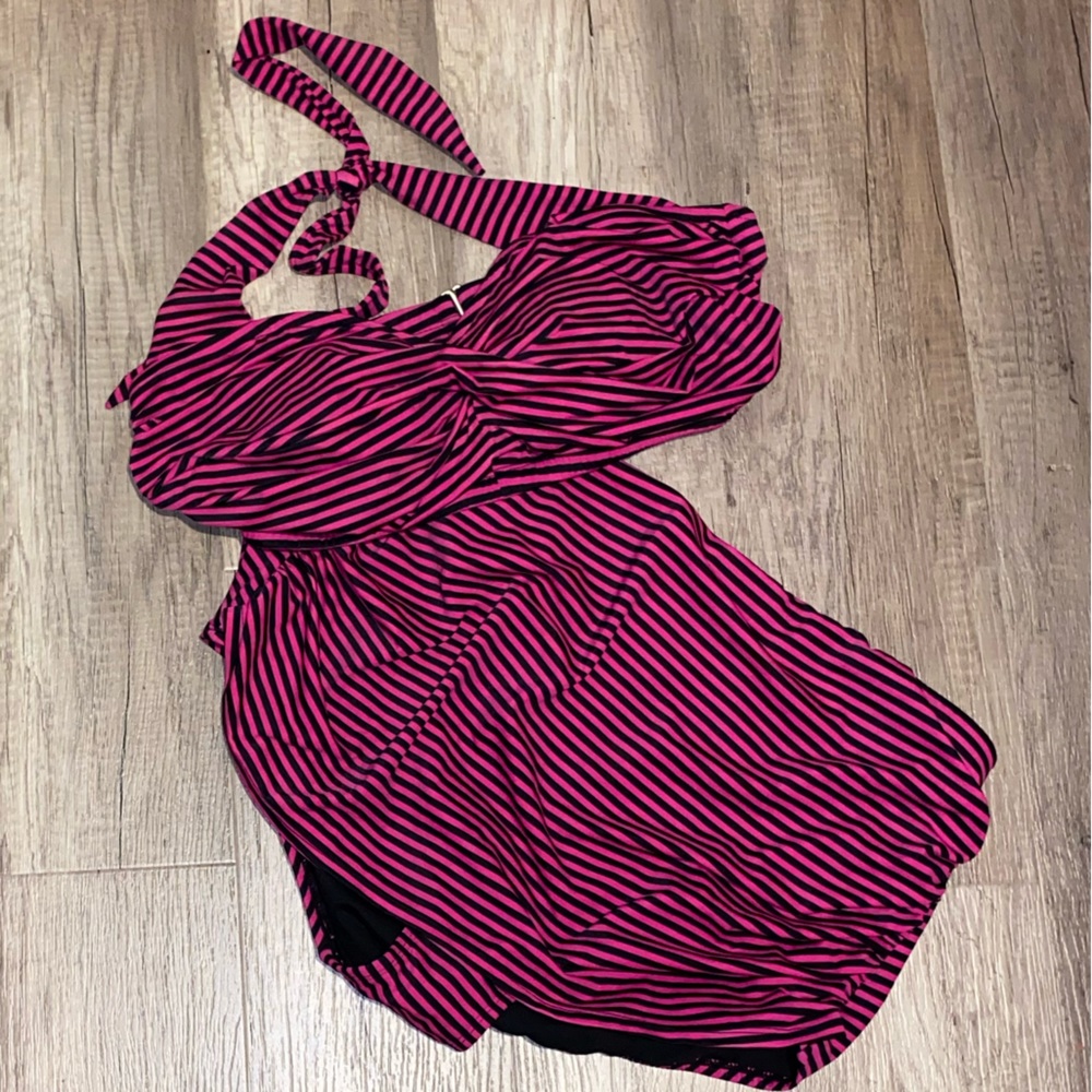 EUC Simply Slim Women's 1X (16W) 2-Piece Sheath Bikini